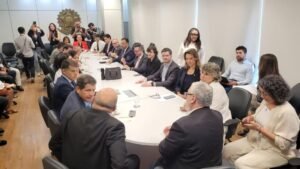 Reunião no MGI sobre equiparação salarial da PCDF